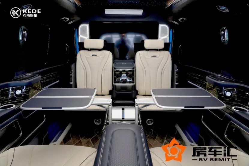 全新奔驰VST980高顶，​双色车身，全隔断4+2尊享来袭！9.jpg