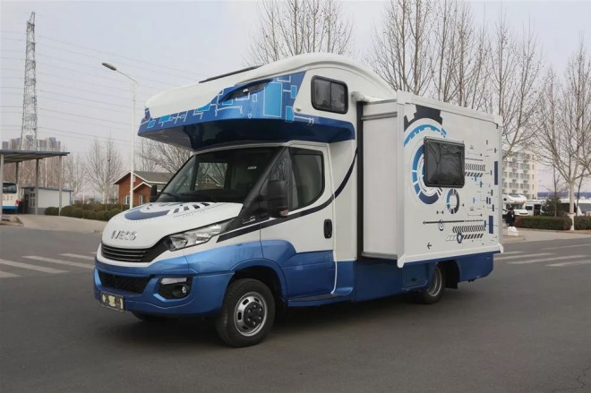 新车来了|宇通进口依维柯智能房车