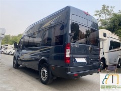 东风御风 17款东风御风B型房车