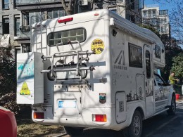览众房车 C6