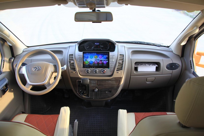 法美瑞大通L007-旅居版房车  38万元 IMG_7027