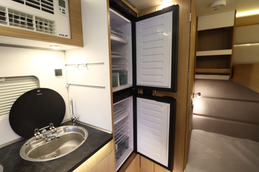 9月2日郑州房车展——宇通C533新小顶房车，持续续航，追随远方！be51f0ad5be695ffd7e4a8d469a4258b