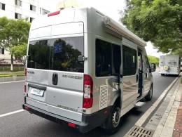 东风漫旅 东风御风