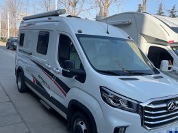 舜宇房车 2022款高顶对卡座