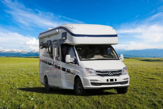 爱旅途2019款大通C型房车0WtOnWBikNc