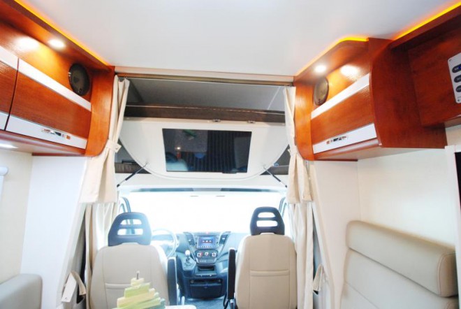 新星罗马假日系列风尚款C600房车 价格：￥76.80万元