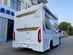 亚星 21款C型房车