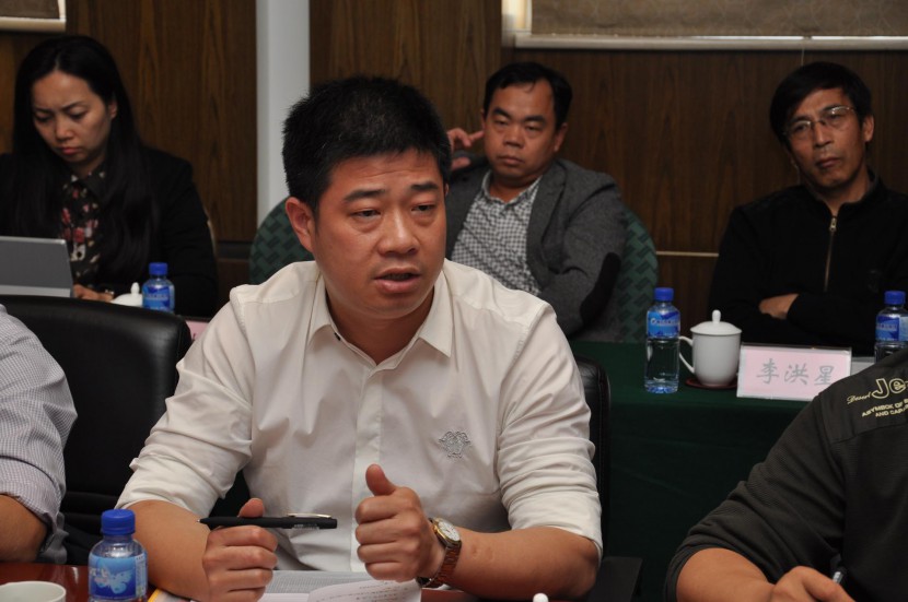 《中国房车行业标准起草和房车安全技术专题会议》在山东烟台召开 隆翠（浙江）汽车有限公司执行总经理 蔡玉兵