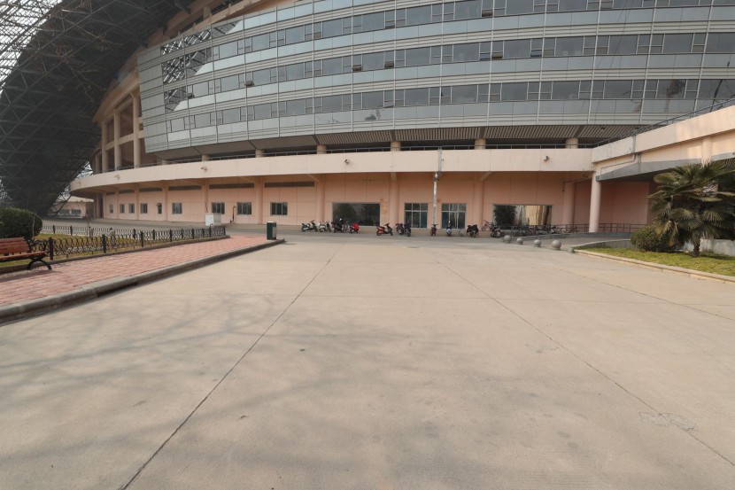 3.31郑州房车展场地河南省体育中心 WLH_2923