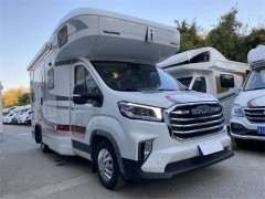 上汽大通 21款V90 C型房车