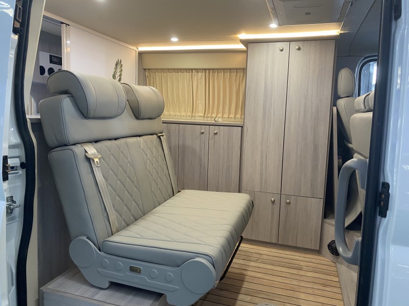 7b5198333ca7a11219bf55d585d6f2de