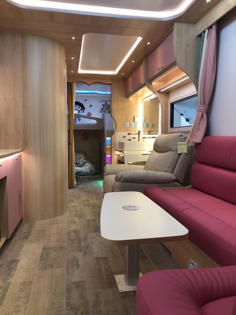 天晟房车10米营地房车  26.8万元 IMG_5938