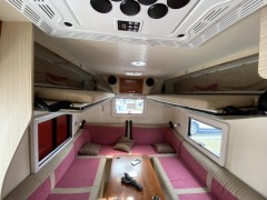 2019款博微全铝板C型房车 全铝板车身U型卡座C型