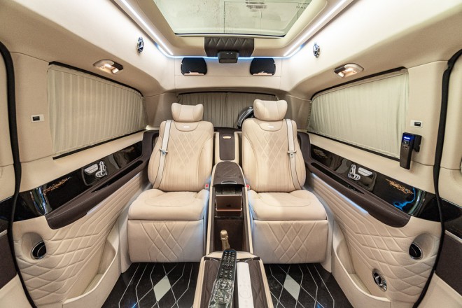 卡尔森鸿博（V-class）奔驰商务车博关经典20210320101549_3659