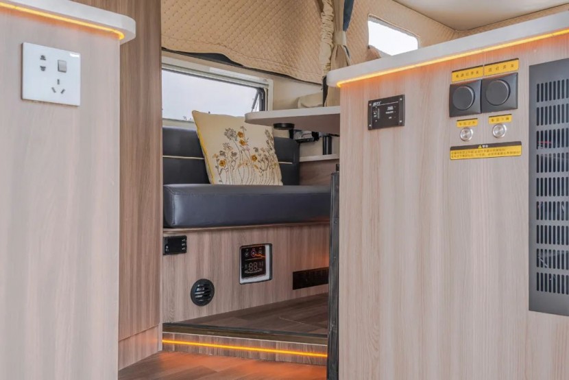 神汽房车领航01全能越野房车正式发售！图片