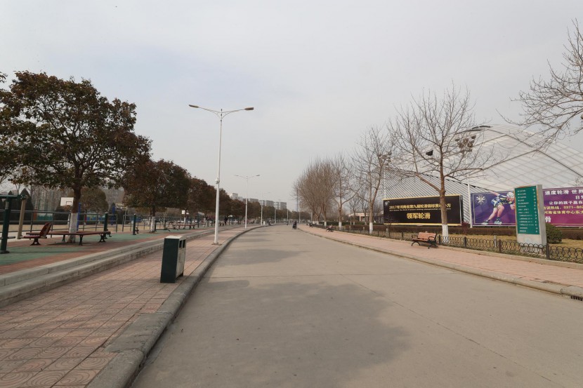 3.31郑州房车展场地河南省体育中心 WLH_3299