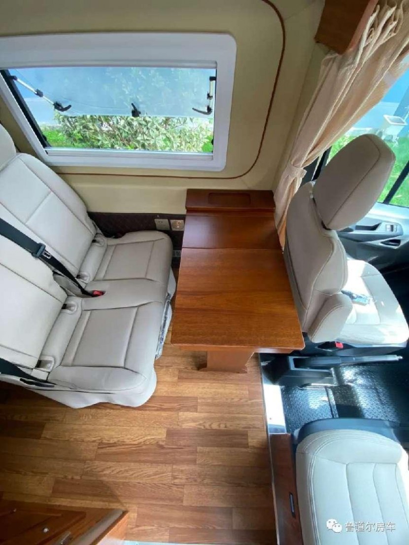 9月2日郑州房车展，鲁道尔大通V90高配版房车，高配生活，从此出发！03ed260ab865975bb76991a9d2723c9f_1654848966.0633_384