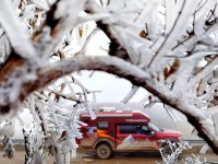 冬天适合房车旅行吗？这款房车无惧冬天出行！