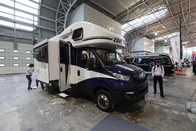中道房车 进口依维柯中冀G8房车 92万元 WLH_6471