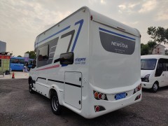 新星 2020款依途C600风尚款