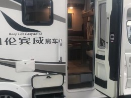 宇通凯伦宾威 大通C型大额头