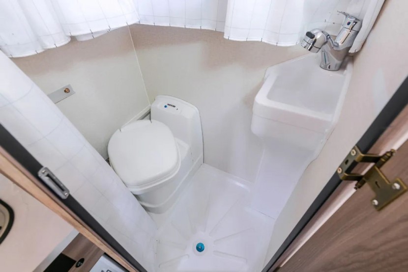 神汽房车领航01全能越野房车正式发售！图片