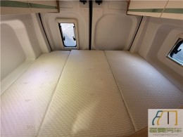上汽大通 23款上汽大通V90隆翠B型升顶房车