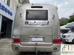江铃 考斯特B型房车