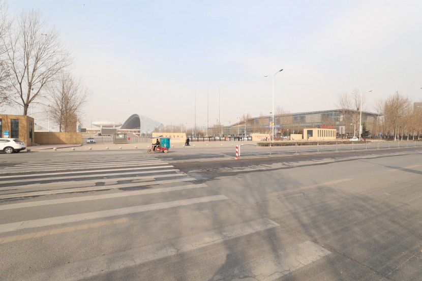 3.31郑州房车展场地河南省体育中心 WLH_3690