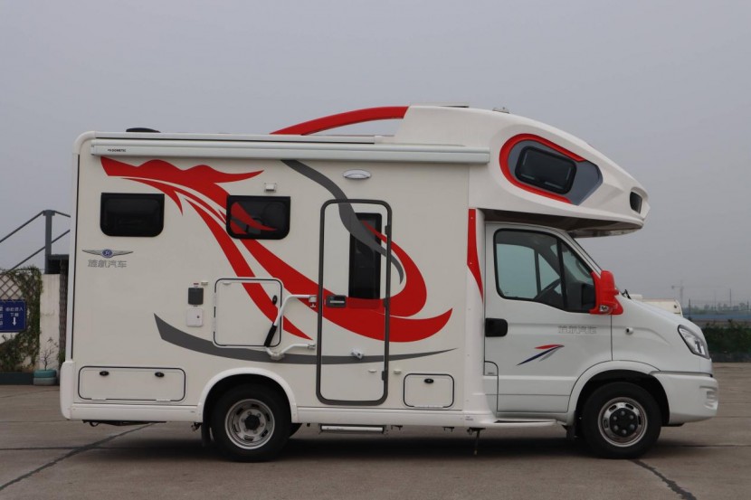9月2日郑州房车展，旌航依维柯WH-IC型房车，苍茫山海，扬帆起航！1720dcb0fa812a8d5b8a57fb65c967ea