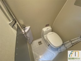 江铃 2022款江铃福特 宇通 B520 B型环形沙发版房车