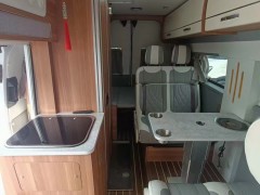 齐星 2021款全顺低顶六座旅居版