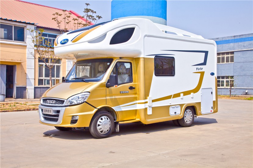 亚特房车 芳语之韵舒适型国产依维柯手动挡房车 53.8万元 IMG_6776