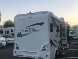 宇通凯伦宾威 大通C型大额头