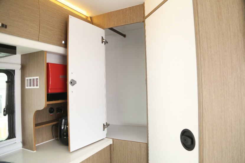 中道房车 大通T60 峻道 房车 （白色）34.8万元 图片14