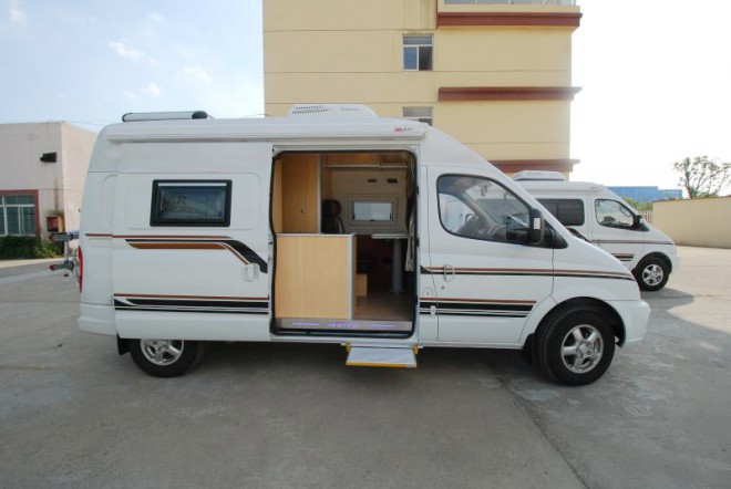 新星房车通途系列B600-家庭版 36.8万元 2-左侧