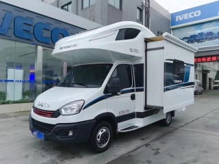 宇通 2021款2021款C533旗舰版双拓展
