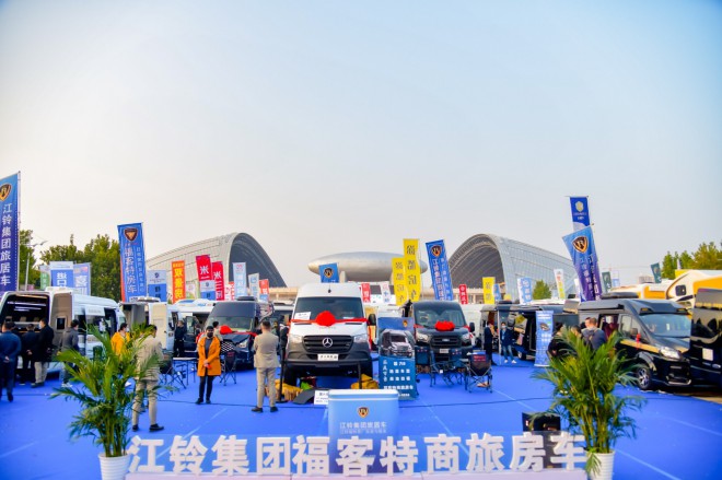 2021.10.21-24第三届郑州房车展精彩照片集锦 17121029