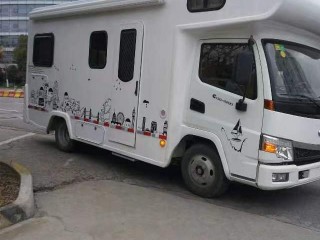新飞 房车