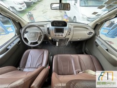 上汽大通 2017款上汽大通RV80 2.5T自动挡C型旅居房车