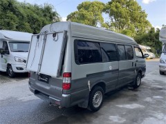 2017款金旅房车 金旅