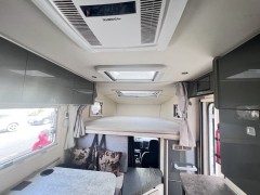 览众房车 2021款自由炮汽油版