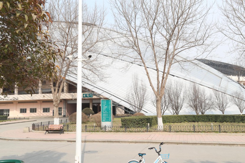 3.31郑州房车展场地河南省体育中心 WLH_3508