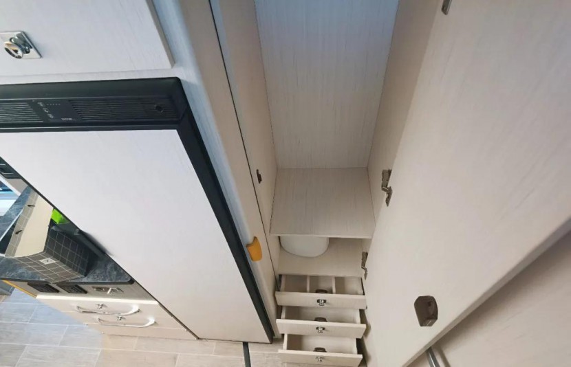 【首发】罗曼特斯T50，国六大通V90底盘自动挡房车正式下线接受预定5cb442f4e539444fabf2a66a7b8a523b