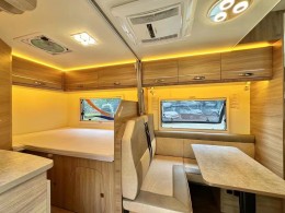 旌航房车 2020款巍浩-IV-1