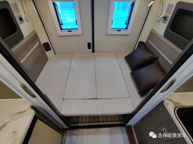 吉祥双景大通V90B型房车商旅版——亏欠远方的梦想，是时候实现了！2faaf90731d3674177eea7abb94461d6