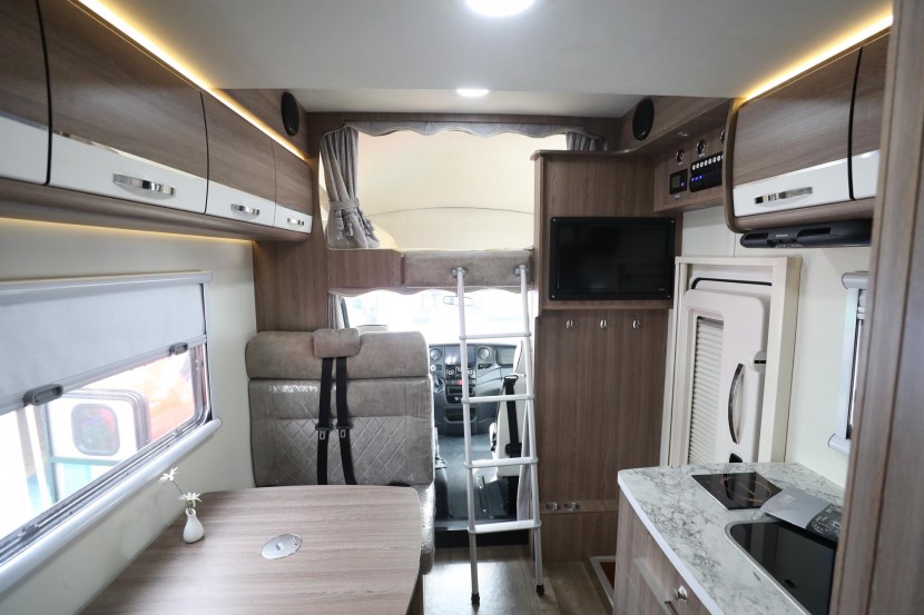 赛德房车国产依维柯C型房车 50.8万 WLH_1895