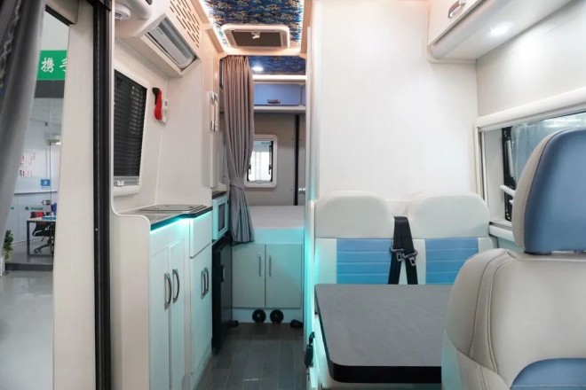 9月2日郑州房车展，都市丛林乐途H100大通V90B型房车，打破沉闷生活，重启美好希望！56e61e5036a745e795e6ef668c849718