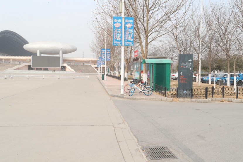 3.31郑州房车展场地河南省体育中心 WLH_3265