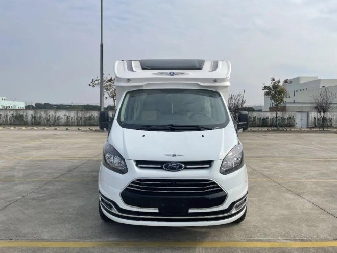 旌航福特V362T型房车，9月2日郑州房车展，风随我动，畅游随心！a88c7007d406ea4dc1f5af558e7e34a8